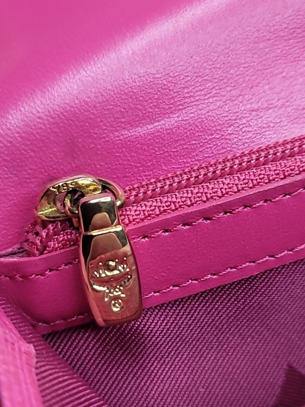MCM Hot Pink Leather Trifold Wallet Charm Detail In Great Condition - Picture 8 of 16